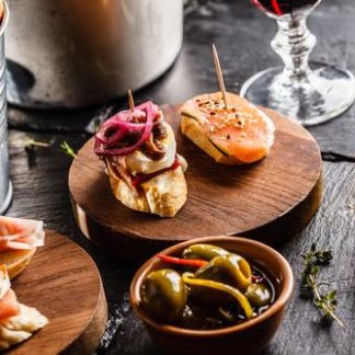 Lunchtime Tapas and Wine