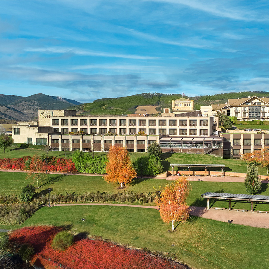 pamplona hotel reservations for running of the bulls