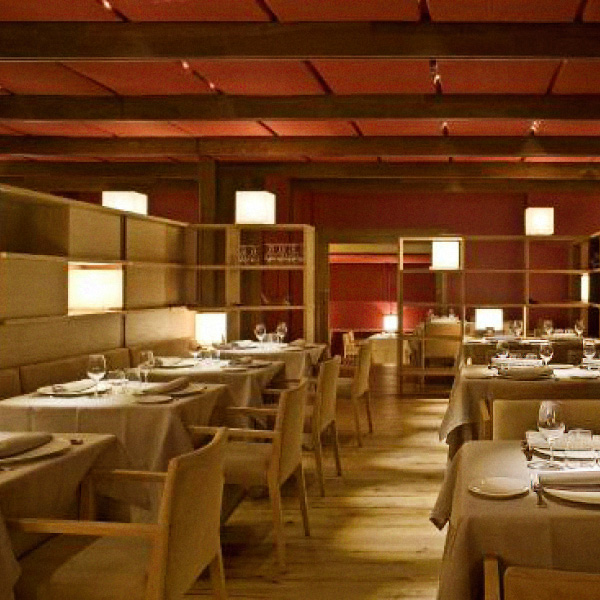 restaurant rodero pamplona interior