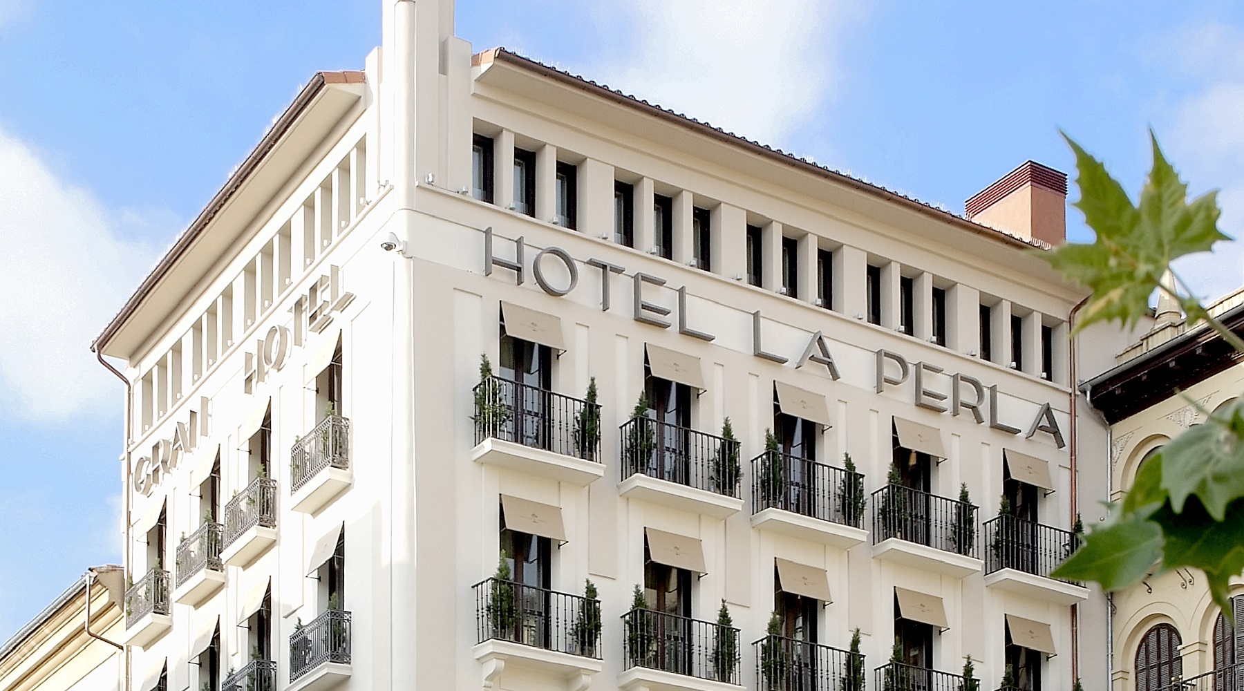 gran hotel la perla pamplona exterior
